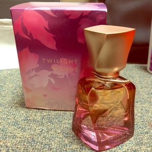 Bath and Body Works perfume (Twilight Woods)
